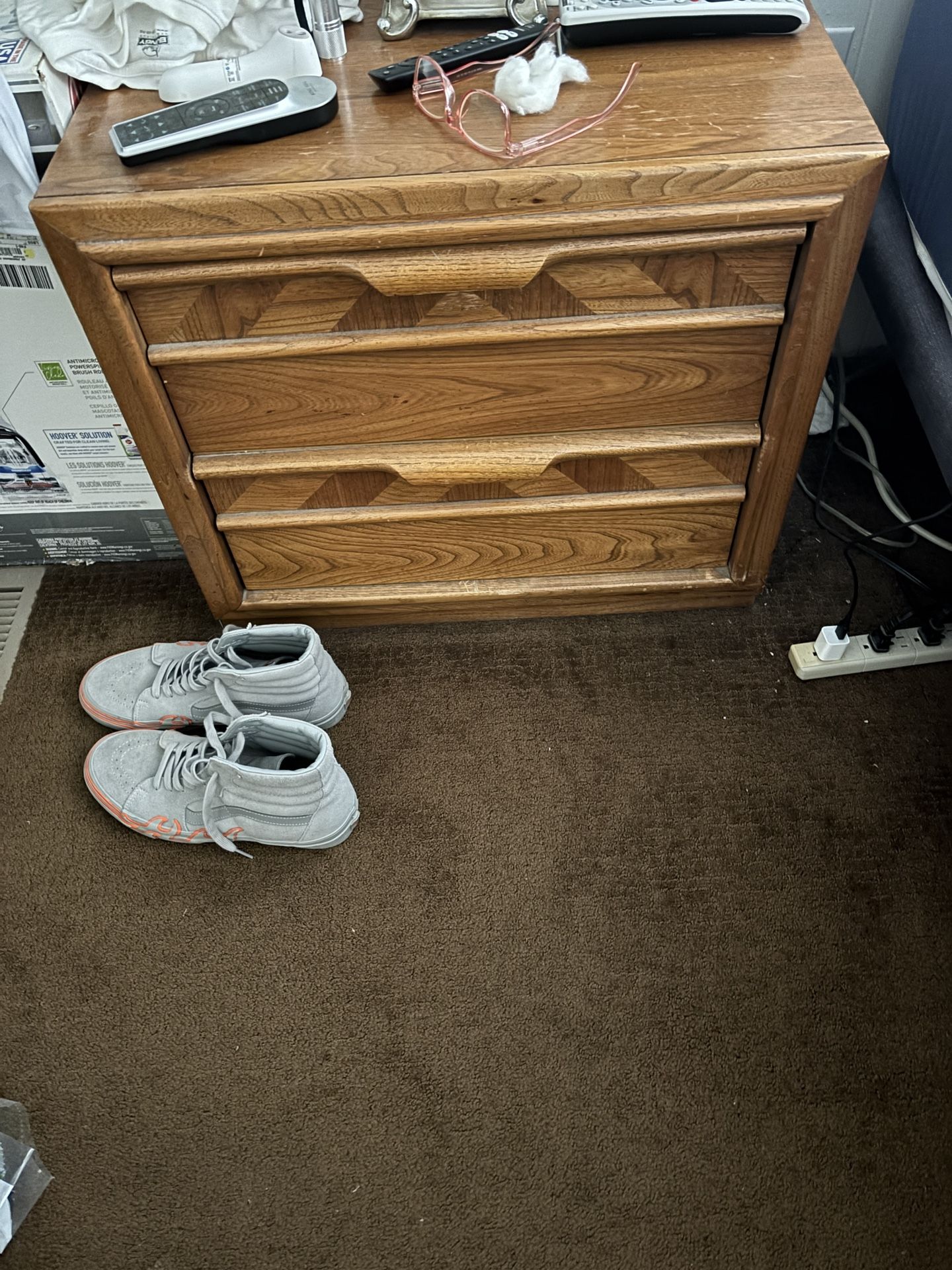 2 Oak Night Stands W Drawers