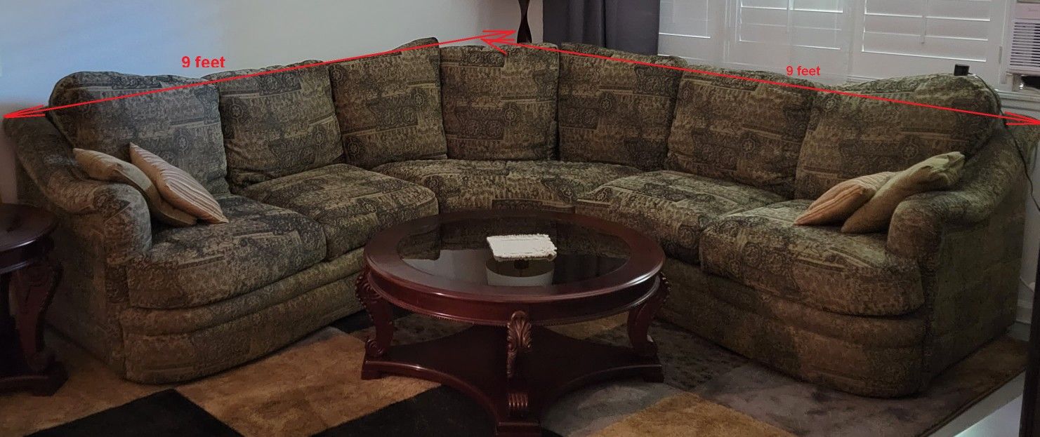 Curved Sectional L-Shaped Couch