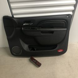 2010-2014 Escalade Passenger Door Panel 