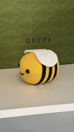 Small Crochet Bee 