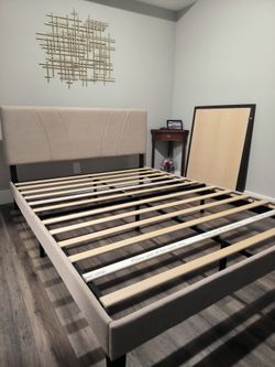 Bed and mattress queen