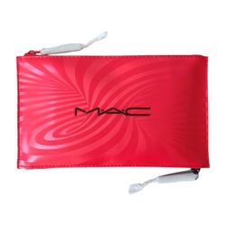 MAC Best-Kept Secret Lip Kit Neutral – Lipstick, Lip Gloss, and Lip Pencil Set