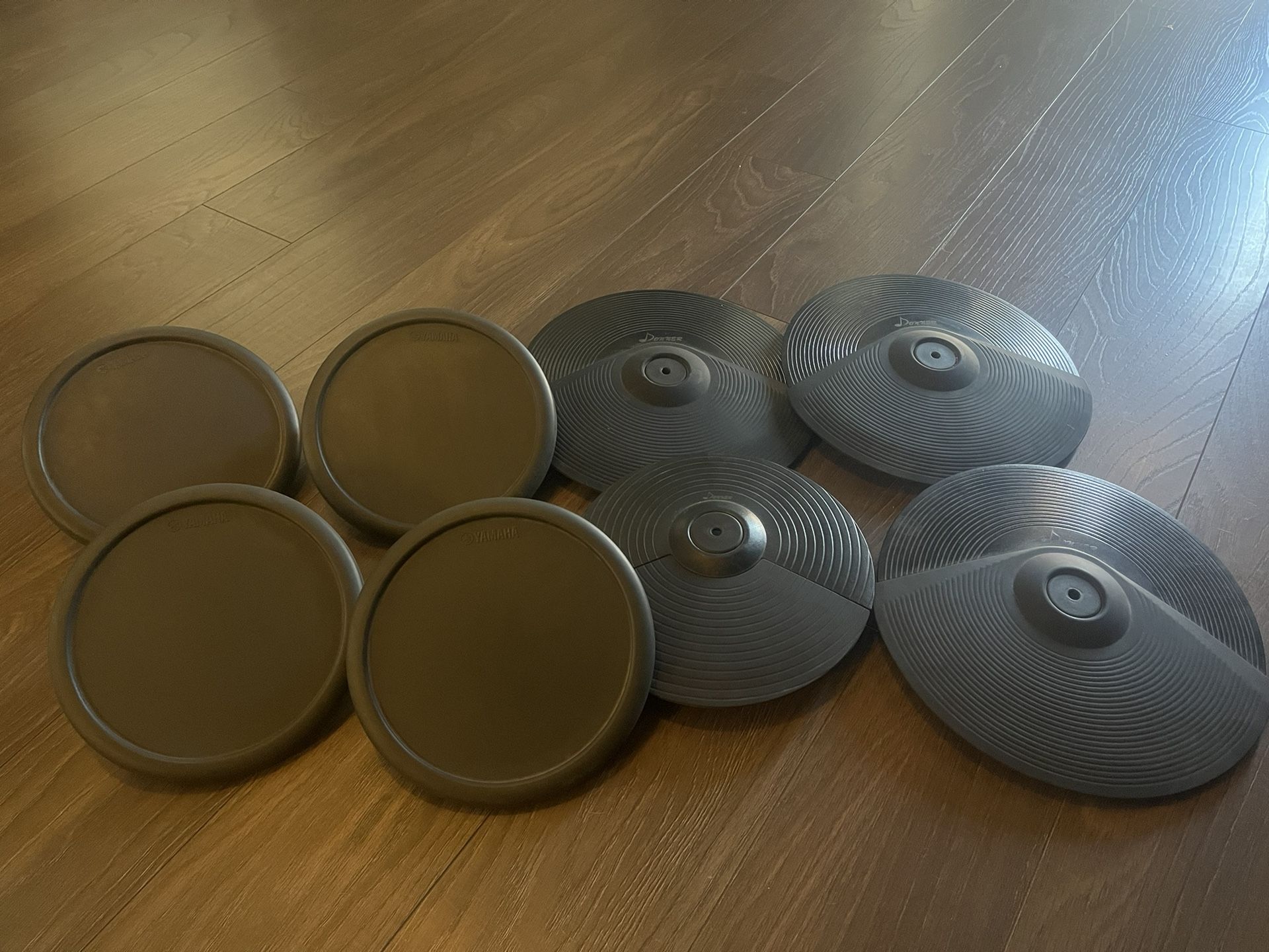 8 Piece Electric Drum Pad/cymbal Set