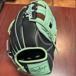 Rawlings Aaron Judge HOH R2G 12.75” Navy Mint Outfield
