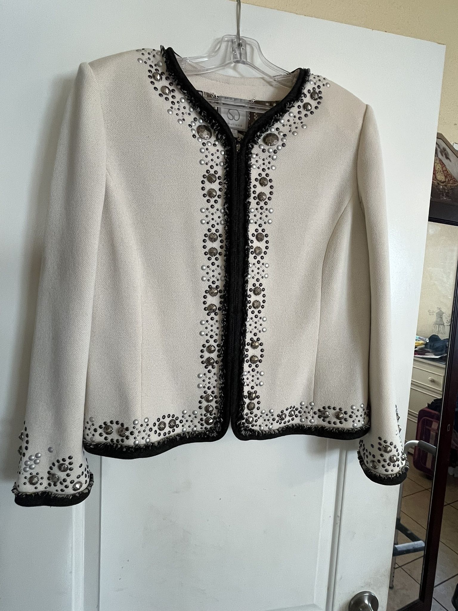 St John Knits Jacket , Couture Jacket Lined Size 12 Beautiful Jacket Like New