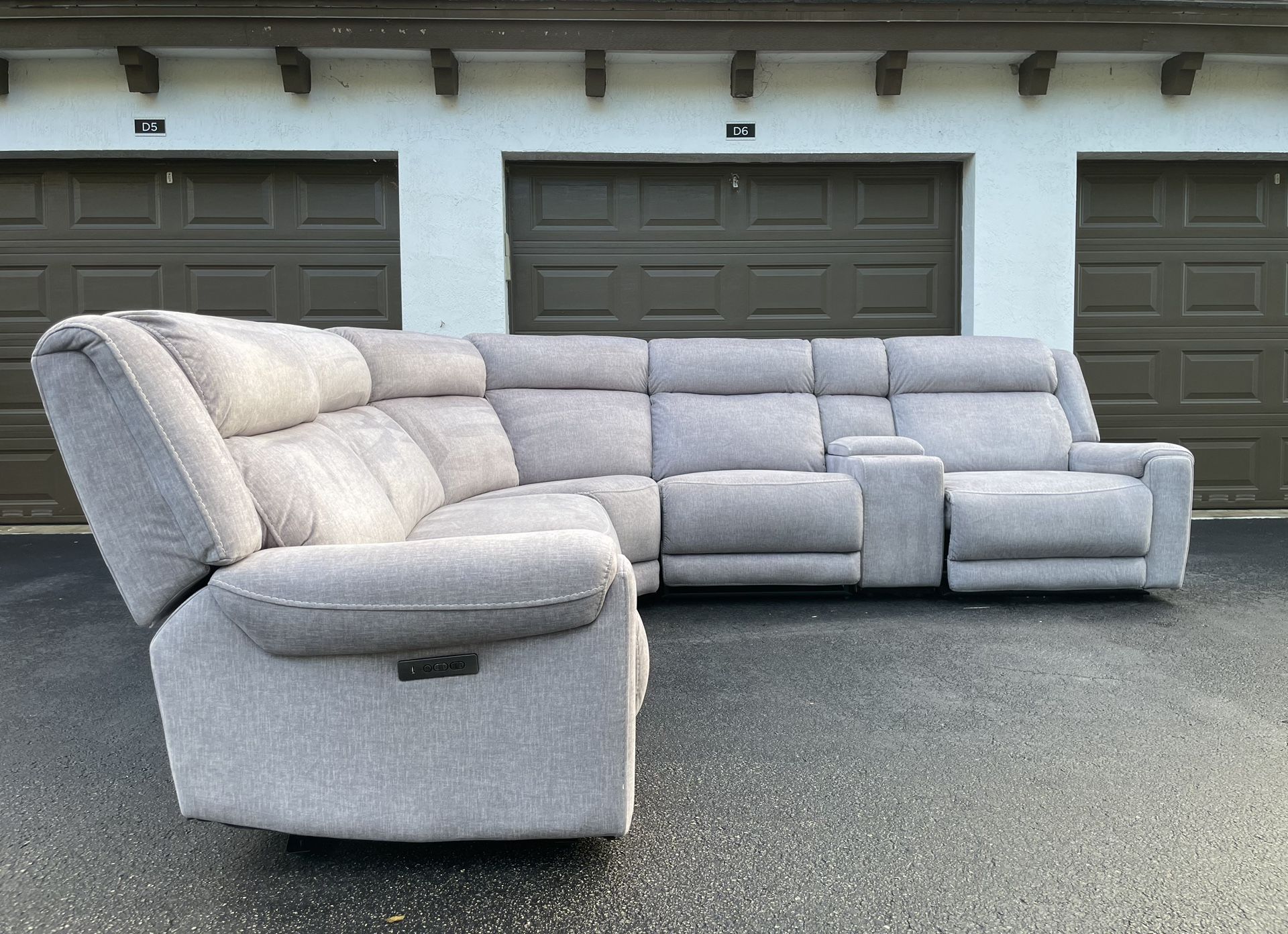 Sofa/Couch Sectional - PROFESSIONALLY CLEANED - Recliners - Gray - Delivery Available 🚛