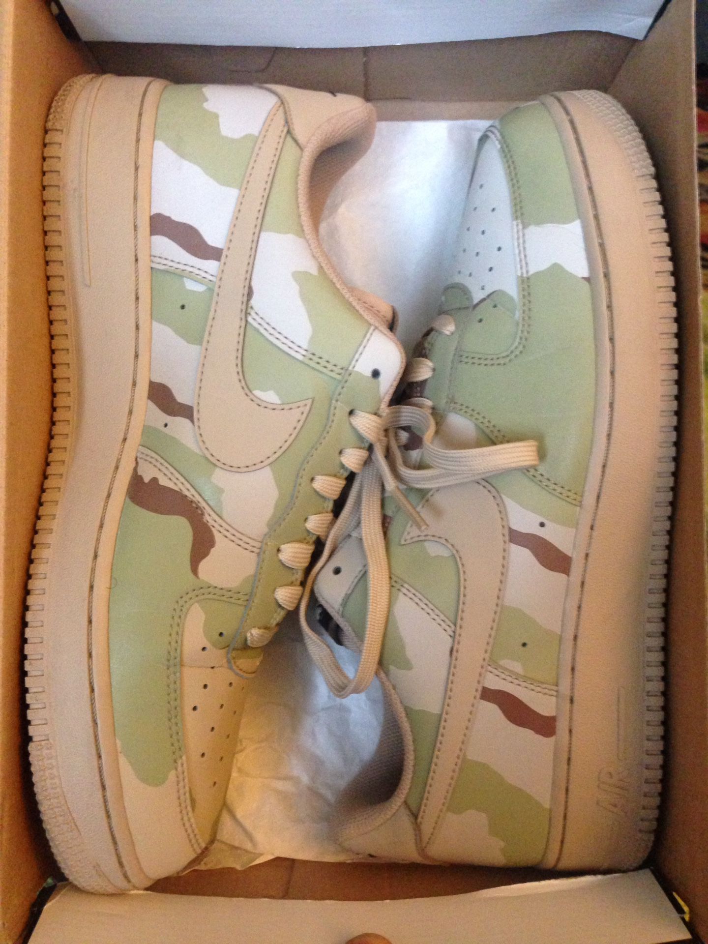 Nike Air Force one camo sand reflective size 11