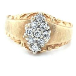 14 k yellow gold, Diamond Cluster Center 