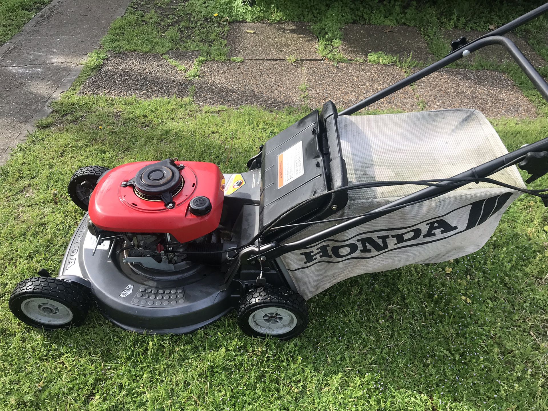Honda Hydrostatic Self Propelled Lawn Mower