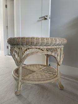 ANTIQUE RATTAN SIDE TABLE - HIGH QUALITY