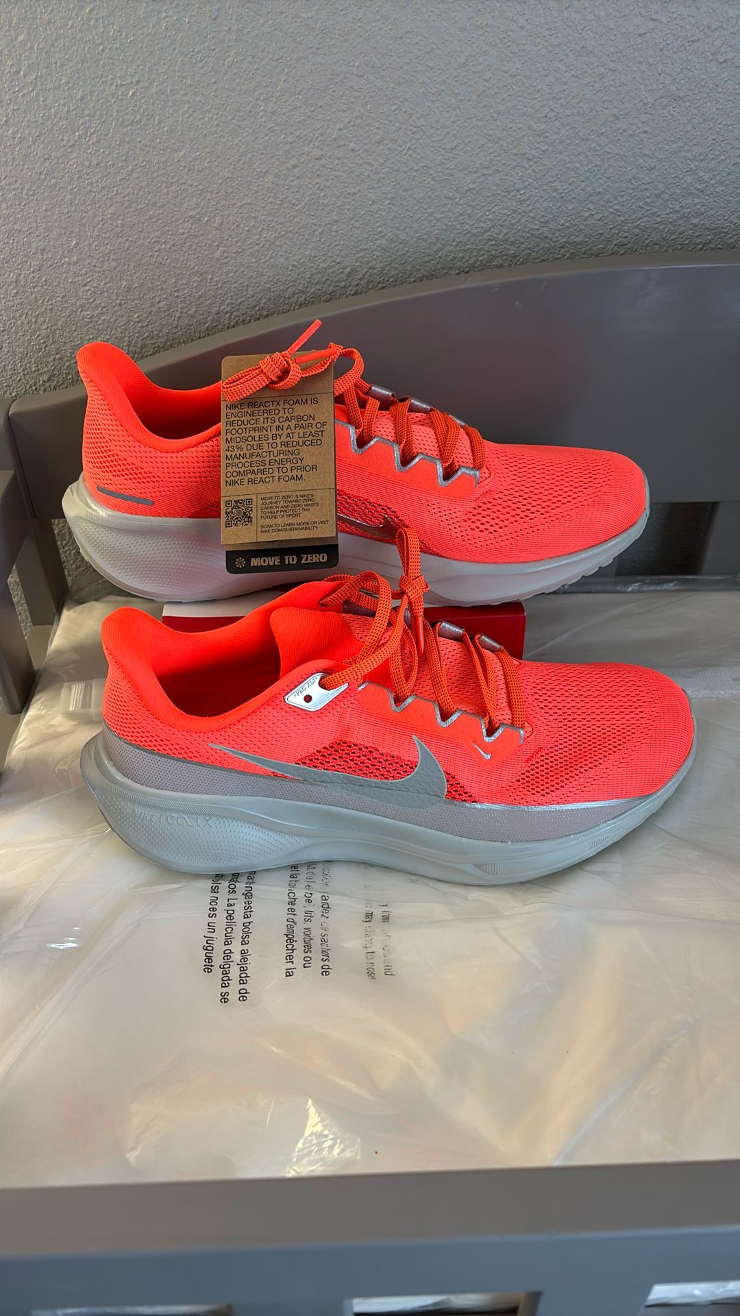 Confirmed: Pegasus 41 Premium (Hyper Crimson / Metallic Silver)