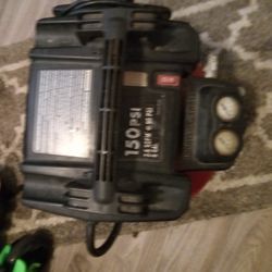 Red And Black Air Compressor 15 0 PsI and 6GAL