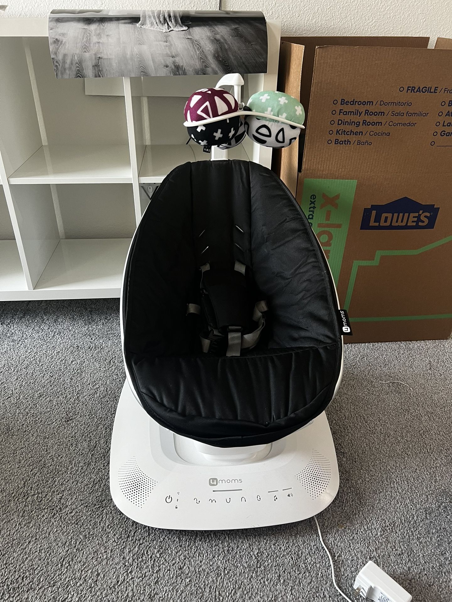 MamaRoo Baby swing