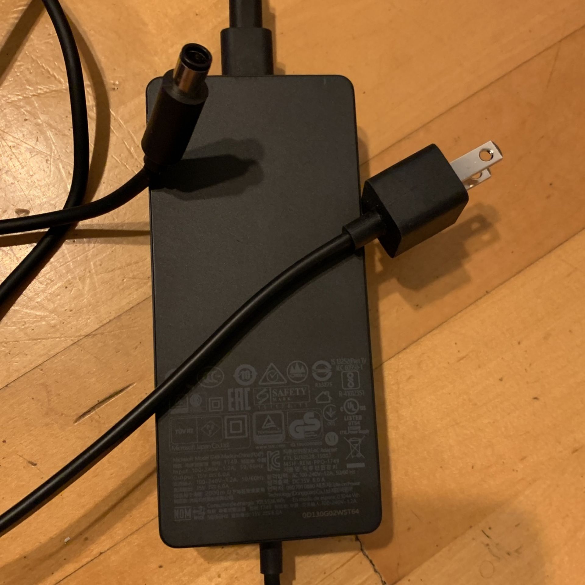 Microsoft Surface Dock Charger