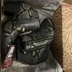 Muk Luks Stylish Boots 