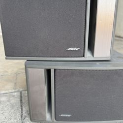 Bose 141 Bookshelf Speaker 