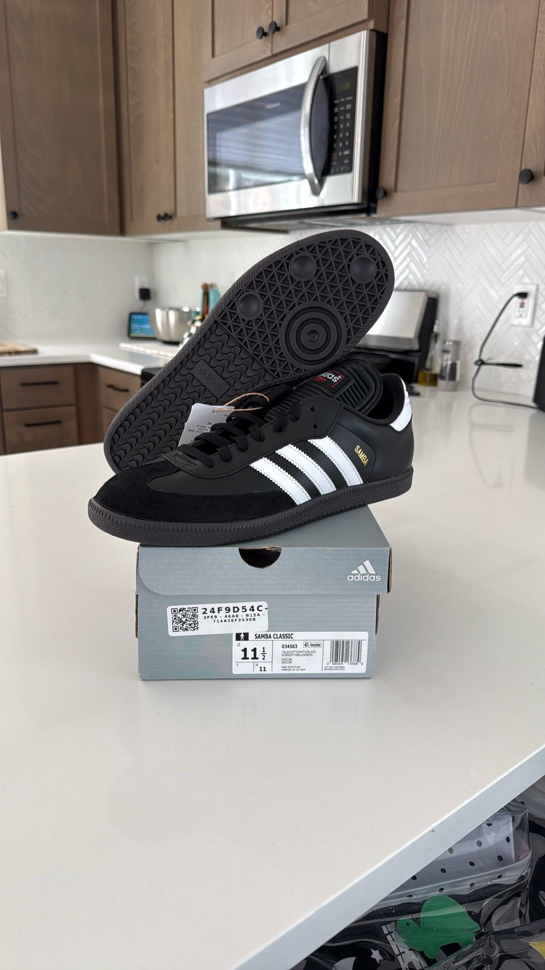 Adidas Samba Classic - Size 11.5