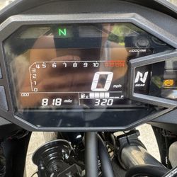 2025 Kawasaki Ninja 500 AbS 