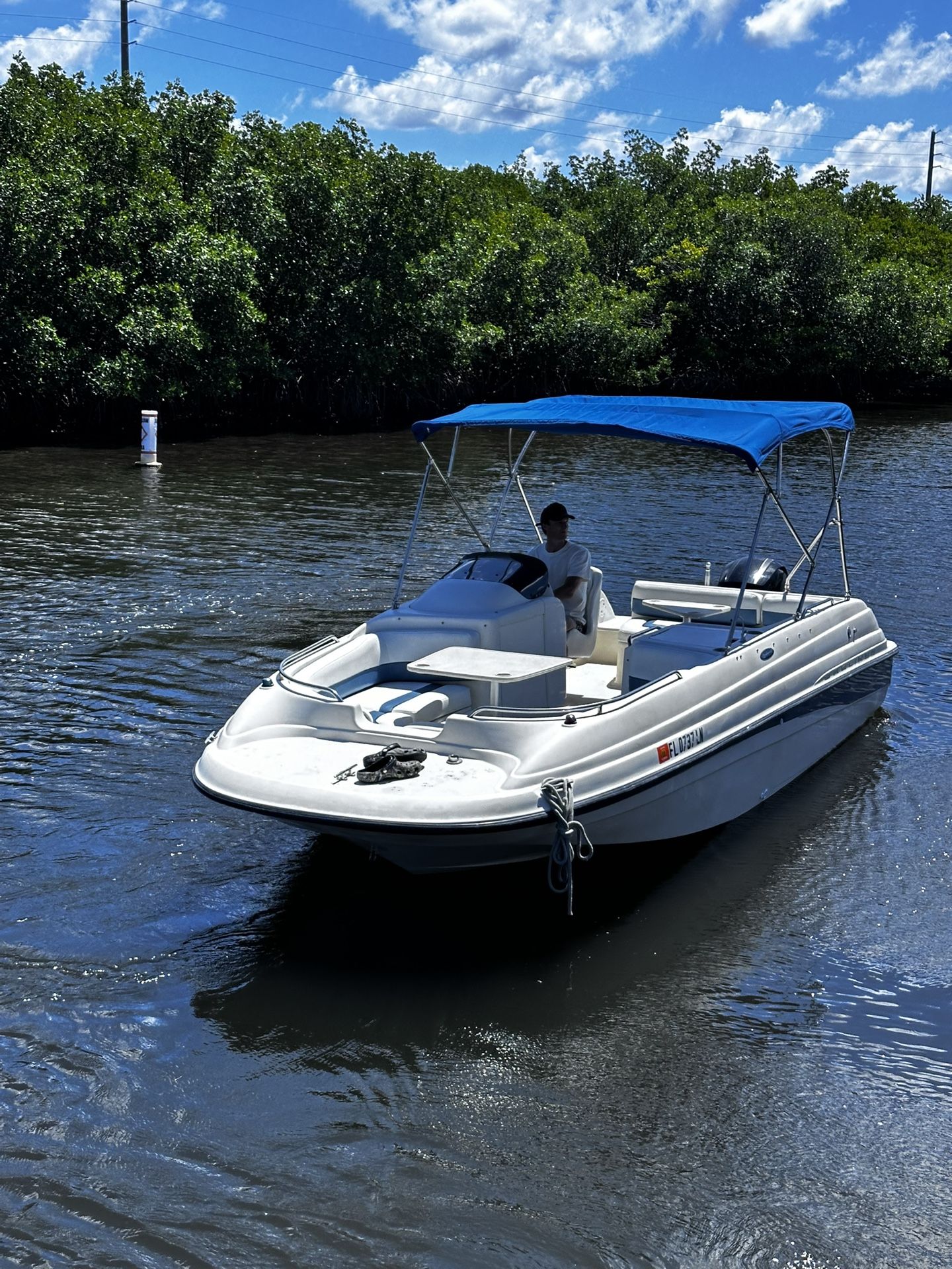 Deck Boat 22 Feet Beyliner