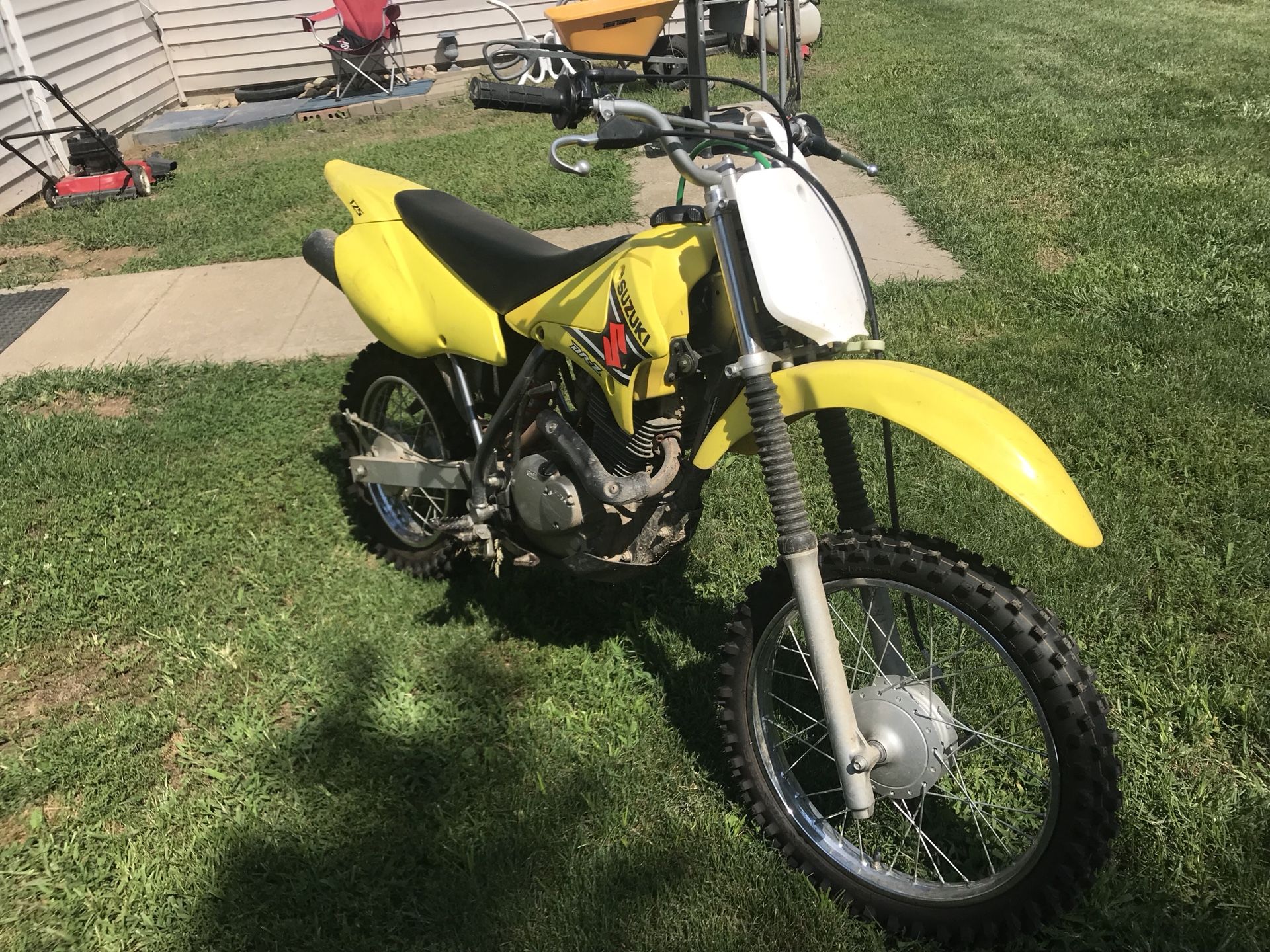 125cc Suzuki dirt bike