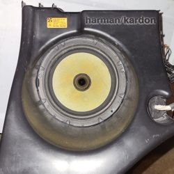 Pioneer Woofer W/harmon/kardon Box