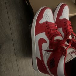 Jordan 1 Mid 