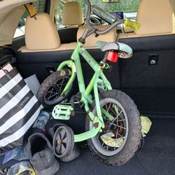 Kids Huffy Rockit Bike With Training Wheels