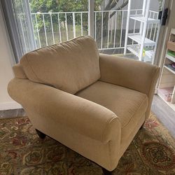 comfy vintage accent chair