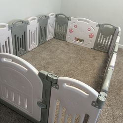 Play Pen / Play Yard