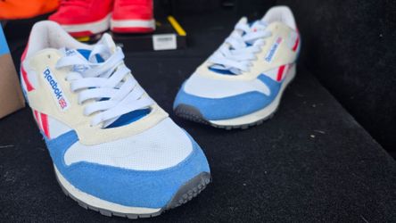 Reebok Sneakers