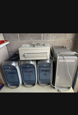 Lot Of Vintage Apple Computers 