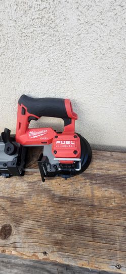 Milwaukee bandsaw m12 fuel tool only