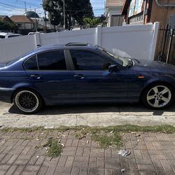 2004 BMW 325i