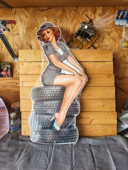 Tire Babe P/U Metal 12"x24"