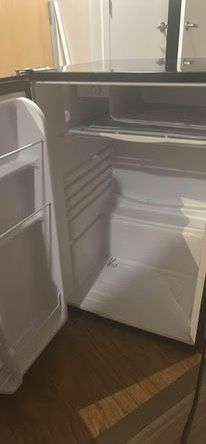 Mini Fridge Barely Used