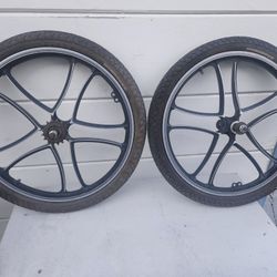 Mongoose Bmx 5 spoke MAG wheels 