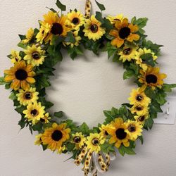 Pretty 18” Round Handmade  Sunflowers & Green Vine Wreath with Bow