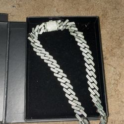 18" 14mm Iced Interlink Chain