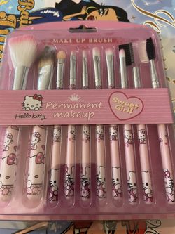 Hello Kitty Makeup Brushes 