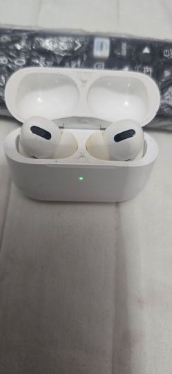 APPLE AIR PODS PRO 2ND GENERATION