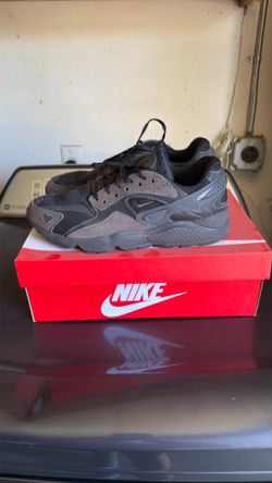 Tenis shoes