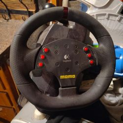 Logitech Momo  Steering Wheel