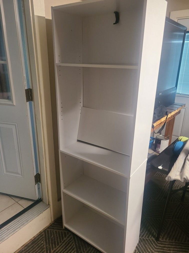 Bookcase/Shelf