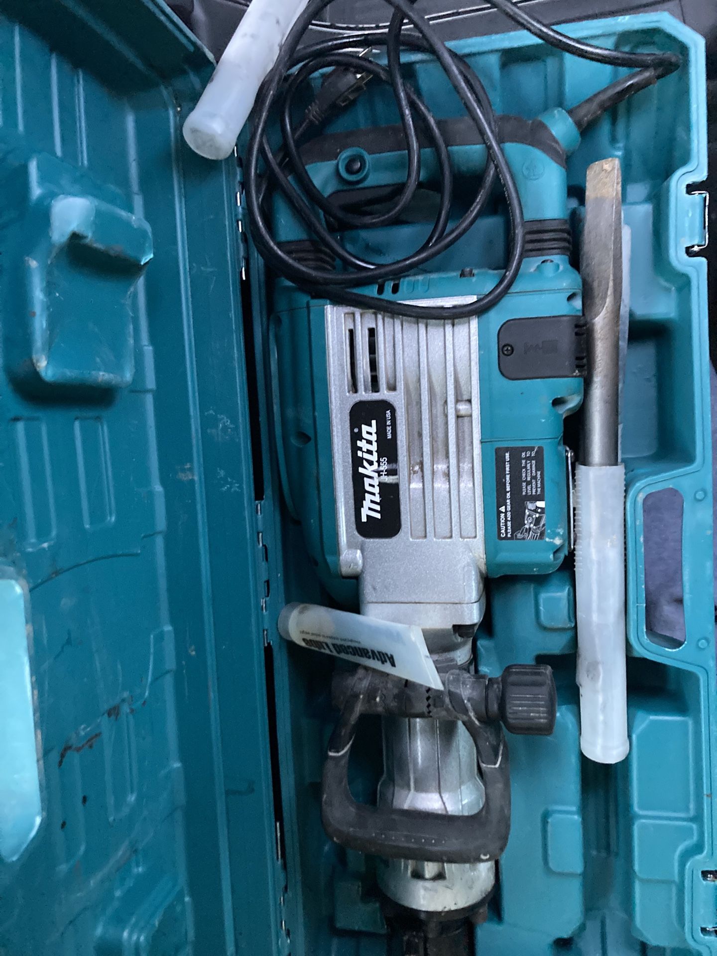 Makita Demolition Hammer JH555