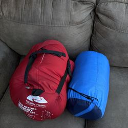 Set of 2 Sleeping Bags – Great Deal!