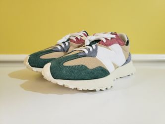 NEW BALANCE Men's 327 Athleisure Sneakers (8.5D/10W Women's) Tan/Green/White
