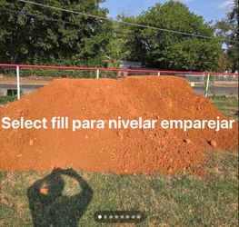 Tierra limpia para nivelar emparejar