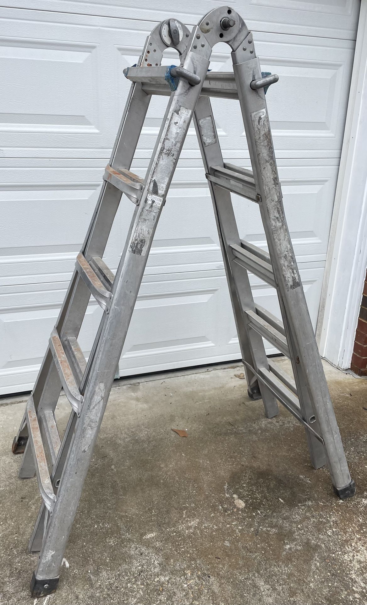 18’ Pro Multi Position Telescoping Ladder