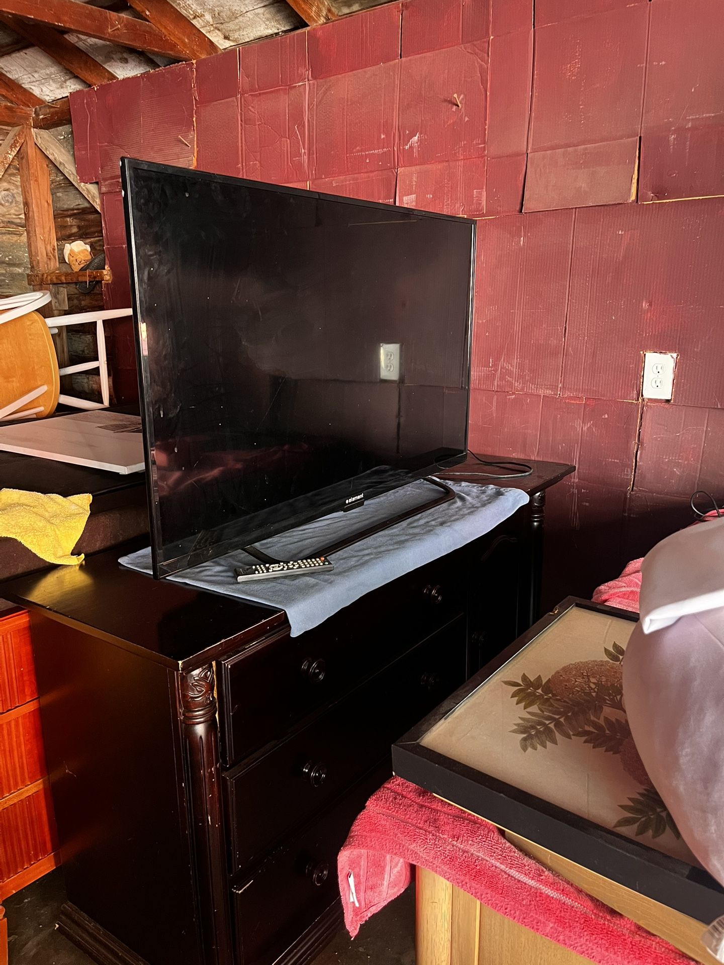 Television π΄π΄π΄