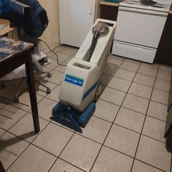 Industrial Carpet Cleaner